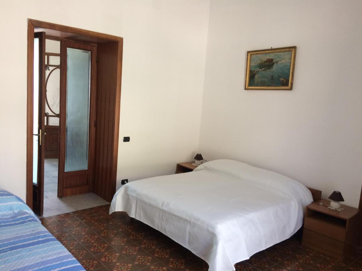 The Reef House Bed & Breakfast Pozzuoli Exterior photo