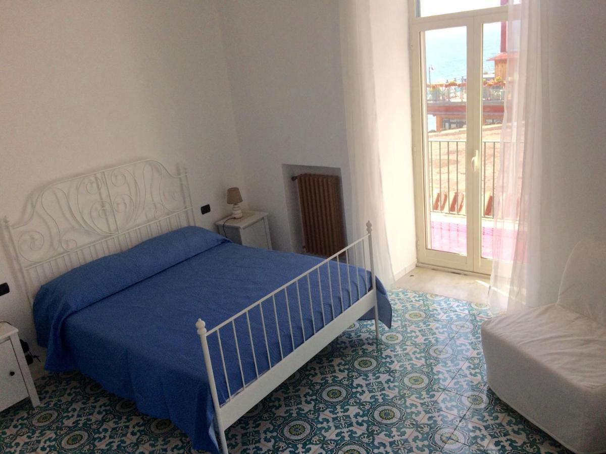 The Reef House Bed & Breakfast Pozzuoli Exterior photo